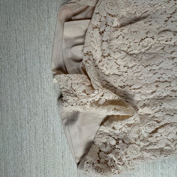 Charlotte Russe Medium Beige Lace Sleeveless Halter Romper Regency Romantic - Picture 5 of 8